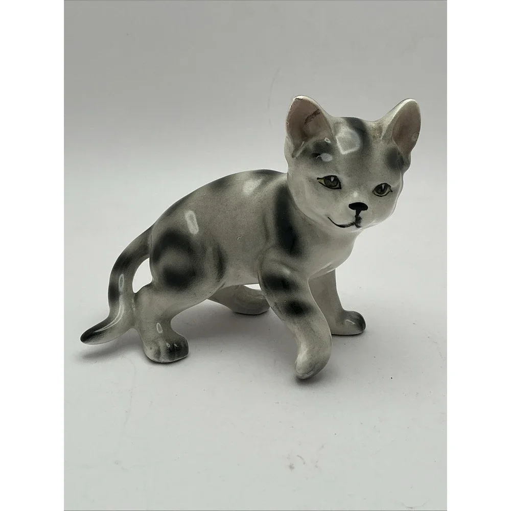 Vintage Japan CAT- Gray Tiger Striped Cat Figurine